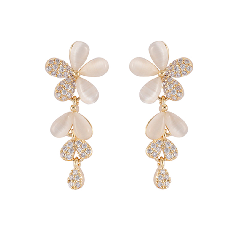 : In-stock Long Hanging Flowerscz Earrings $3.0-$3.5