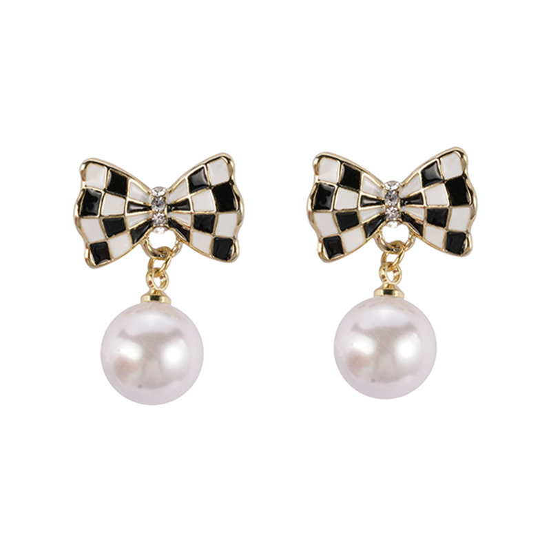 In-stock Checkerboard Pearl Earrings