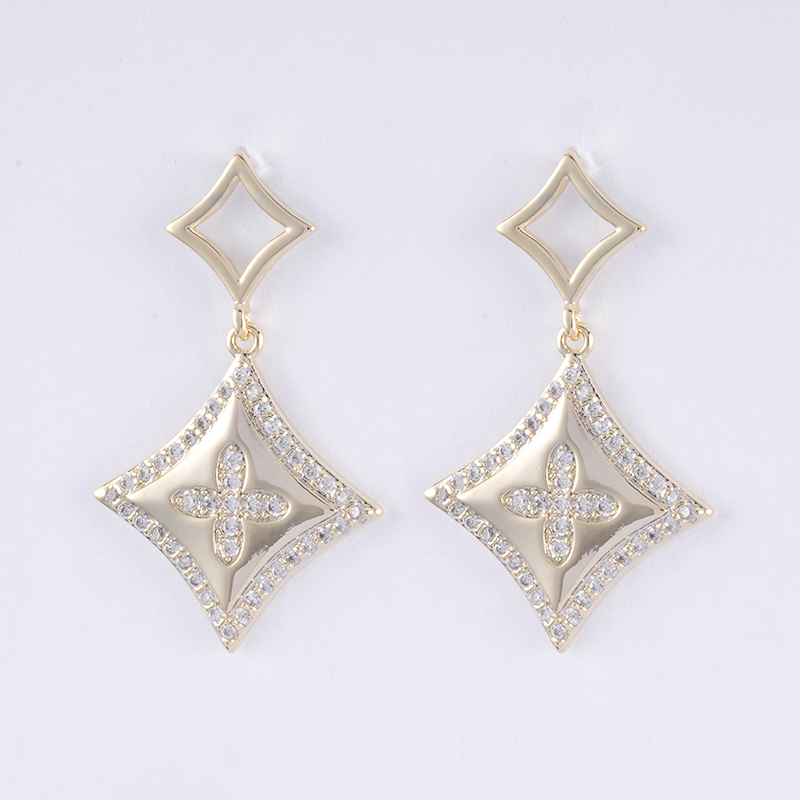 Fashion clover drop Earrings   $1.8