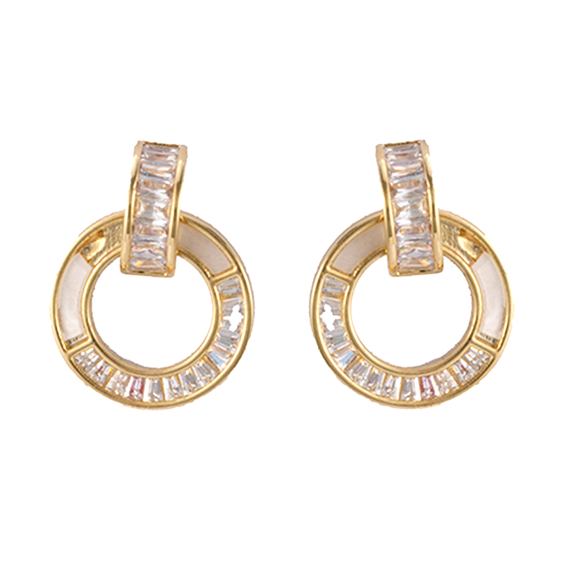 In-stock Mother Shell And Cubic Zirconia Round Earrings