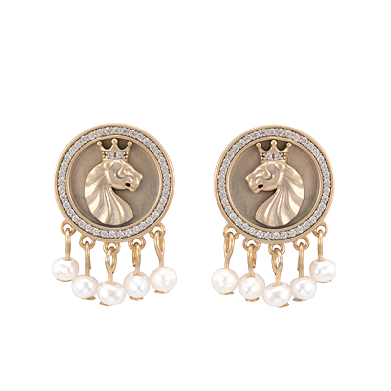 King Lion Studs $2.95-3.45