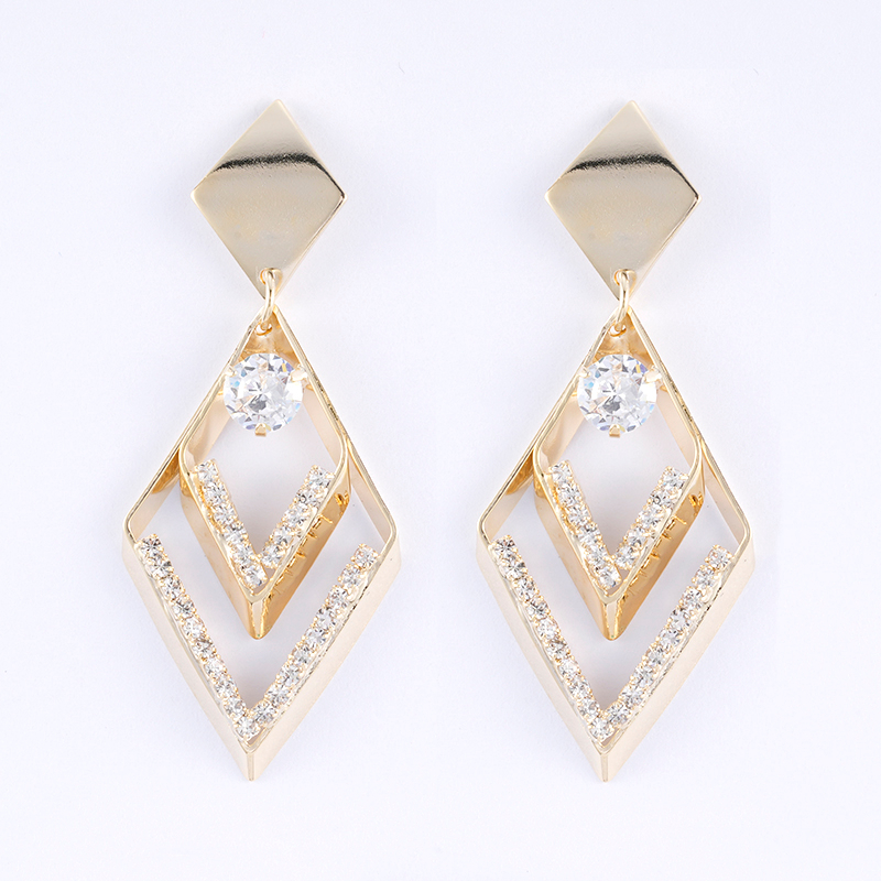 Fashion drop Earrings   $1.75