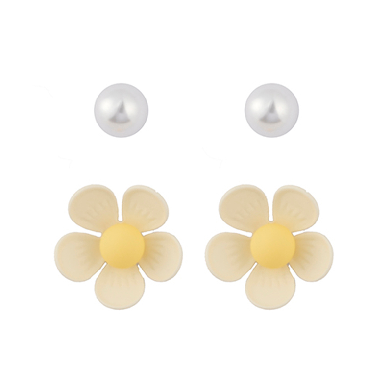 In-stock Yellow And White Earrings