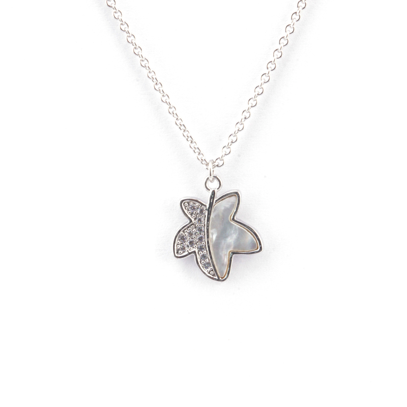 In-stock Leaf Pendant Necklace