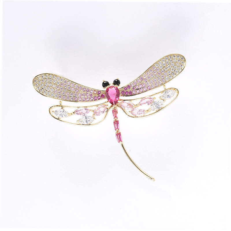 Dragonfly Brooch Available $5.1-5.6