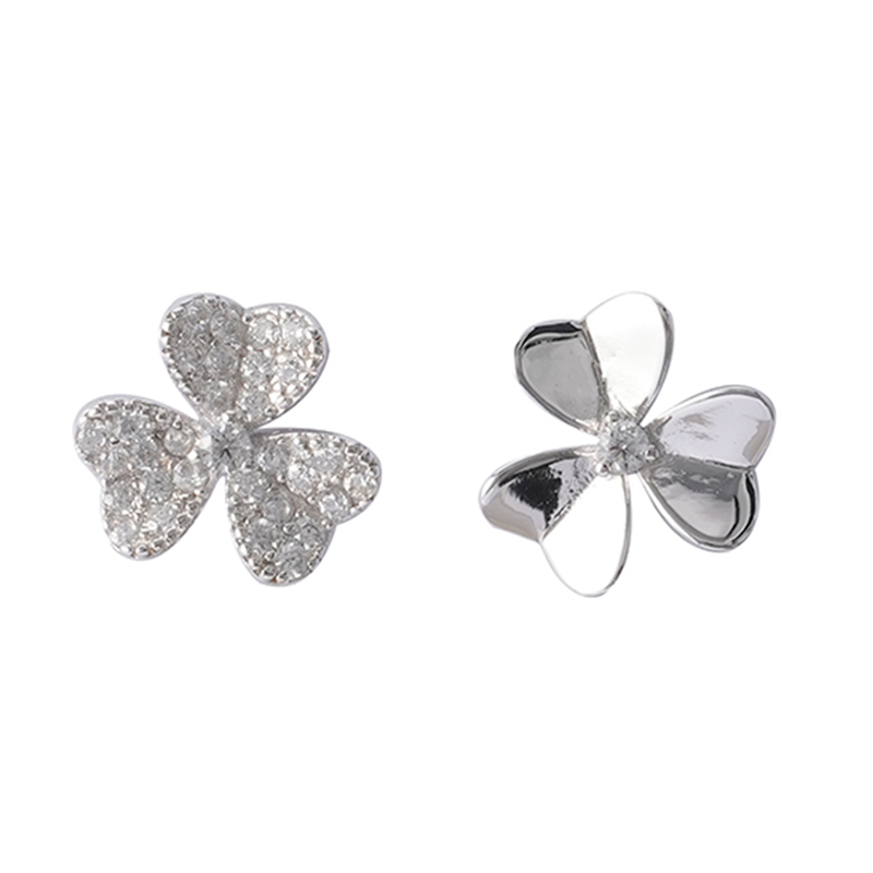 Clover Stud Earrings