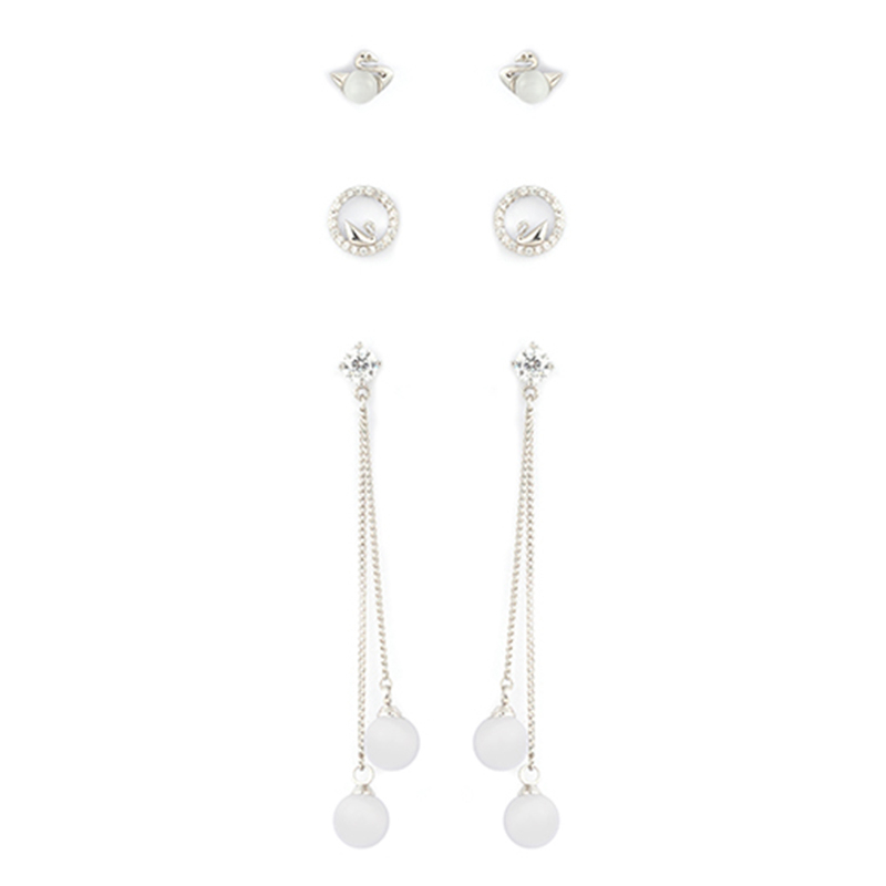 Multi-piece Set of Swan Pearl Earrings$3.43~3.9
