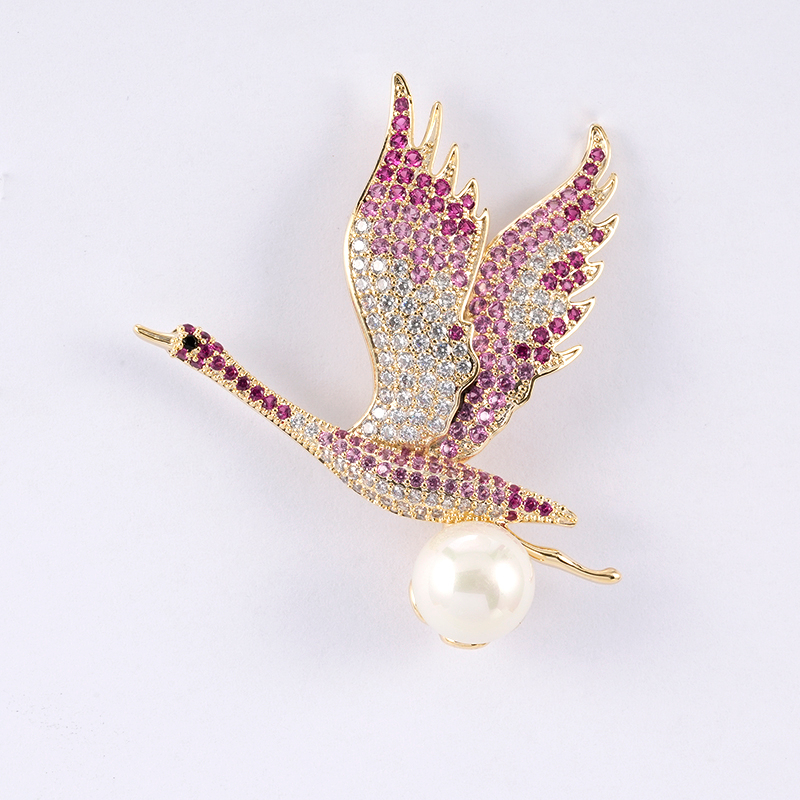 Flying Swan Brooch $7.0-7.5