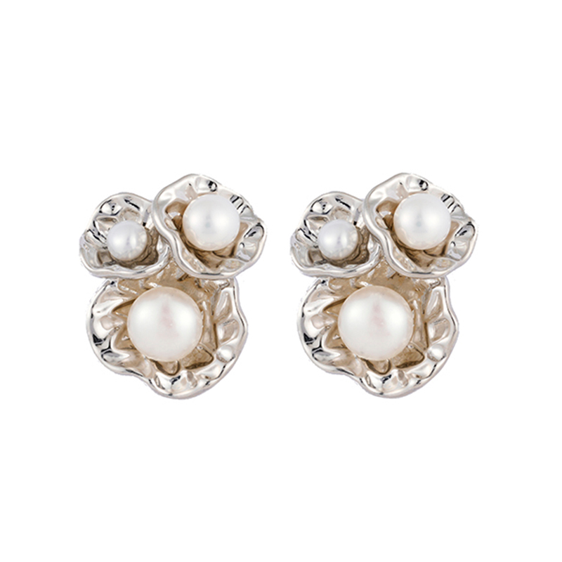  Lotus Leaf Pearl Studs $2.88-3.43