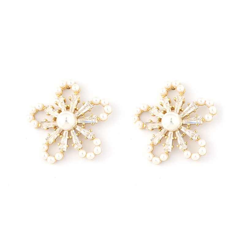 Floral Studs Available $2.9-3.40