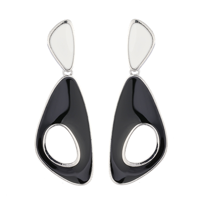 In-stock Trendy Black And White Drop Earrings$1.5~2.0