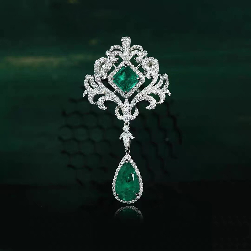 Imitation Emerald Pear Stone Necklace Pendant NTB003