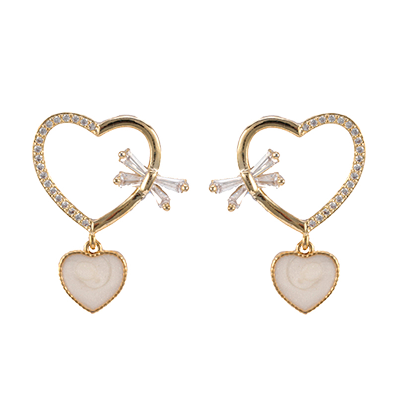 mother Shell and cubic zirconia heart earrings $2.0-$2.5