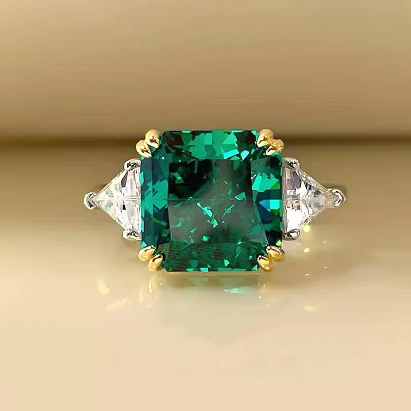 Emerald Gemstone Ring RTB026